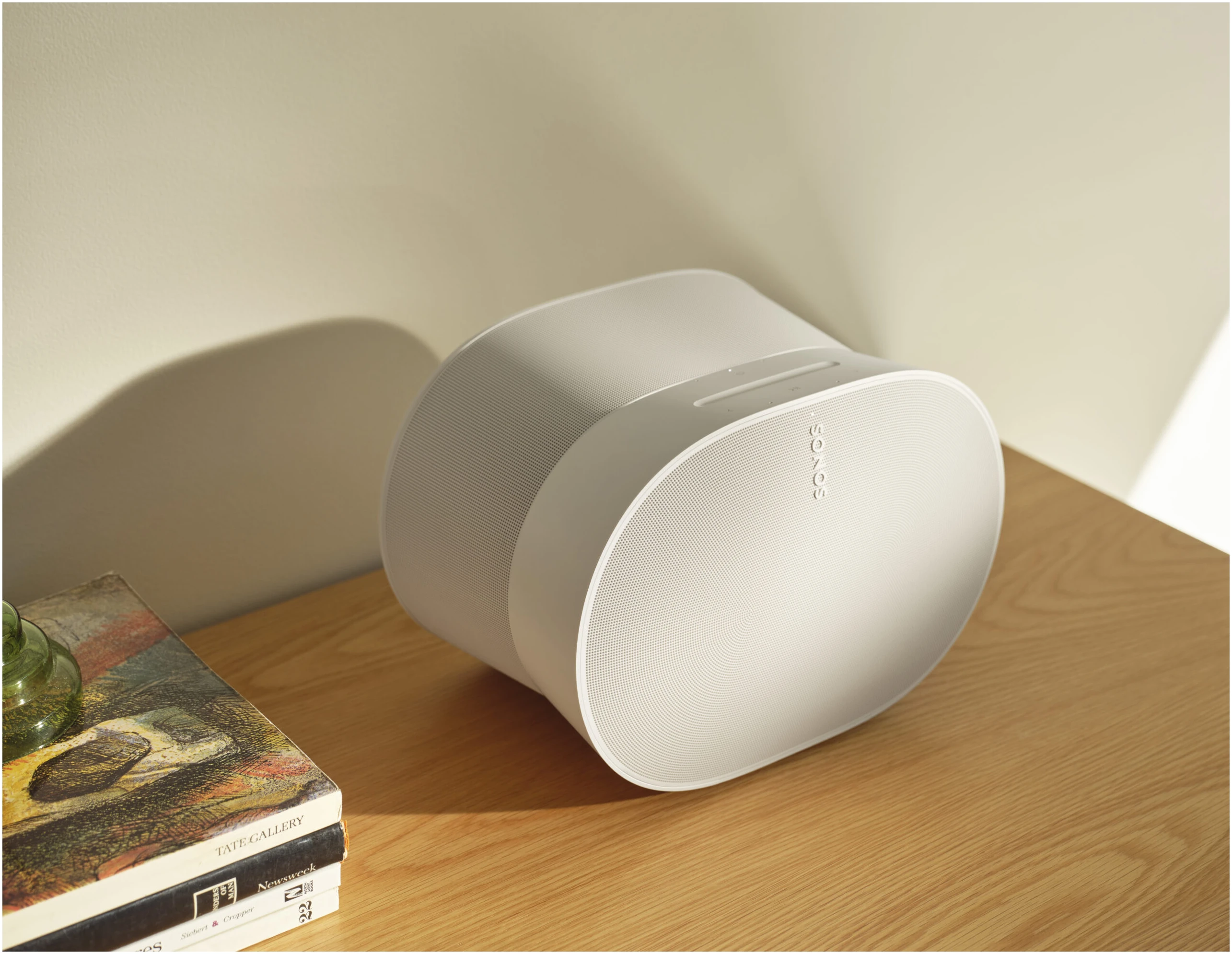 Era300_Lifestyle_White_Sideboard_01